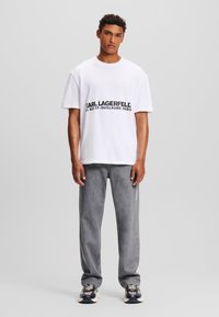KARL LAGERFELD OVERSIZED RUE ST-GUILLAUME WASHED - T-shirt print - white