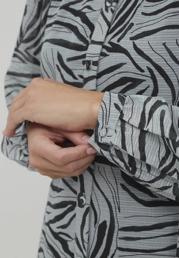 FRDalily - Button-down blouse - abyss mix2