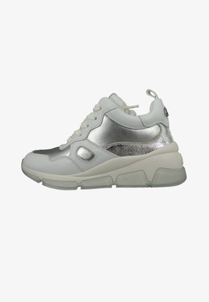 Buffalo Sneaker low - white silver