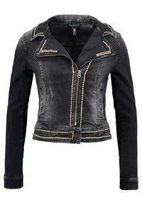 Černá džínová bunda se stříbrnými hroty podél zipu, límce a lemu, s předním zipem a zapínáním na knoflík v pase.