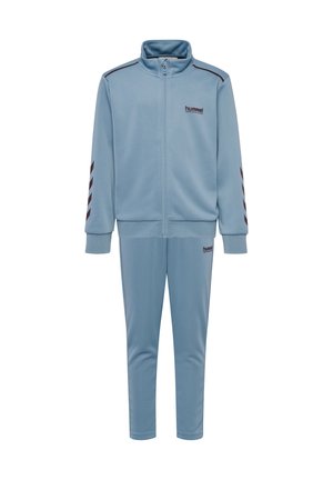 SET - Träningsset - faded denim vineyard wine
