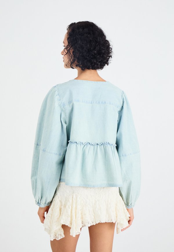 BRUNCH BABE - Blouse - lt denim2