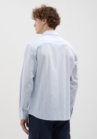 Calliope CLASSICA A RIGHE - Camicia - azzurro