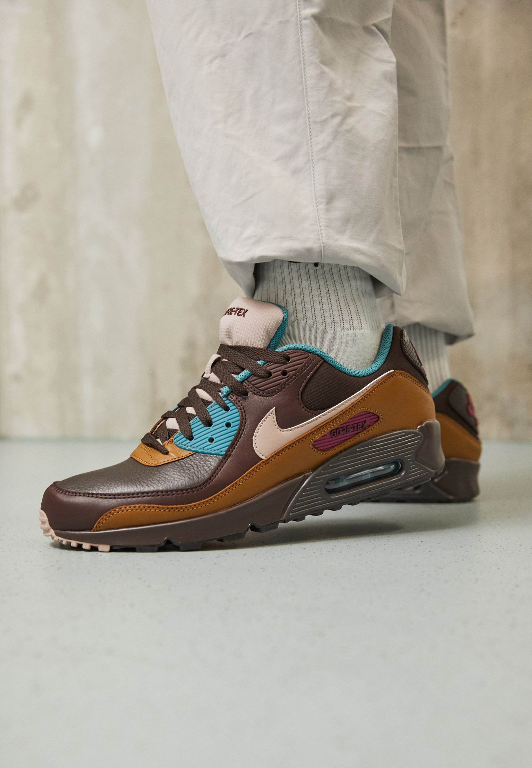 Velvet nike air max Clearance