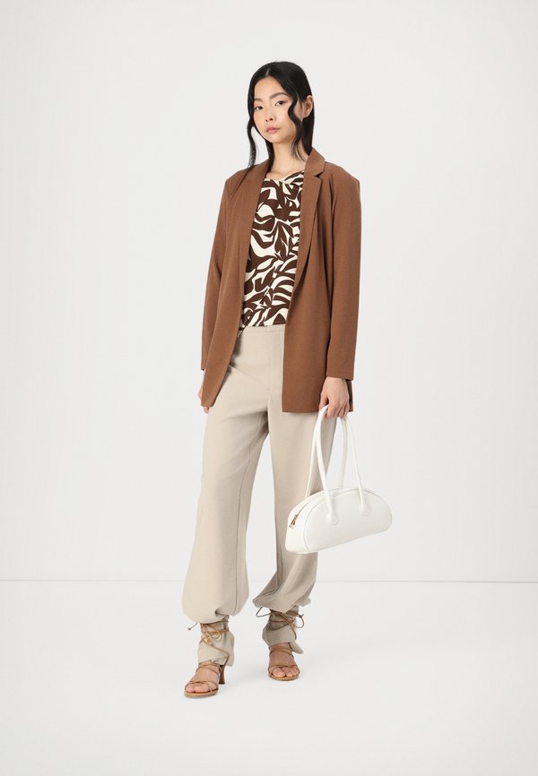 GEGGO LS - Short coat - cacao nibs2