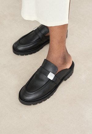 FLATFORM SLIPON - Iešļūcenes ar papēdi - triple black