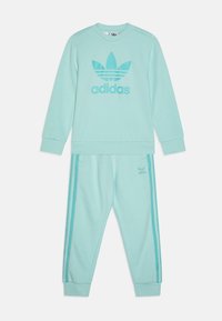 Seleccionado, semi flash aqua