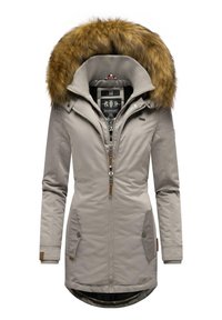 Parka grigia con cappuccio in pelliccia sintetica, chiusura con zip, tasche laterali e polsini a costine, orlo leggermente curvo e dettaglio del logo.