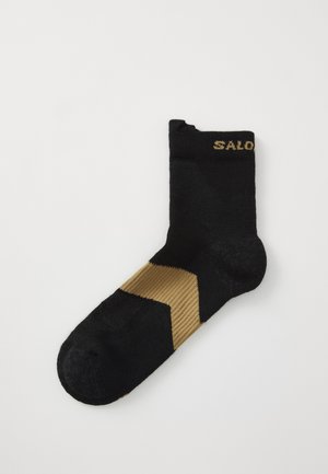 X ULTRA CREW UNISEX - Sports socks - black/kelp