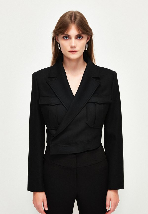 PUCKET DETAILED CRUISE - Blazer