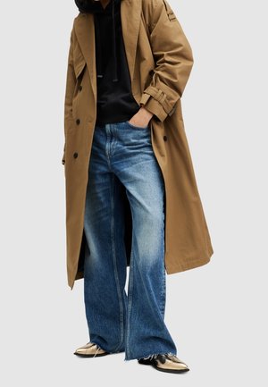 Trenchcoat - brown