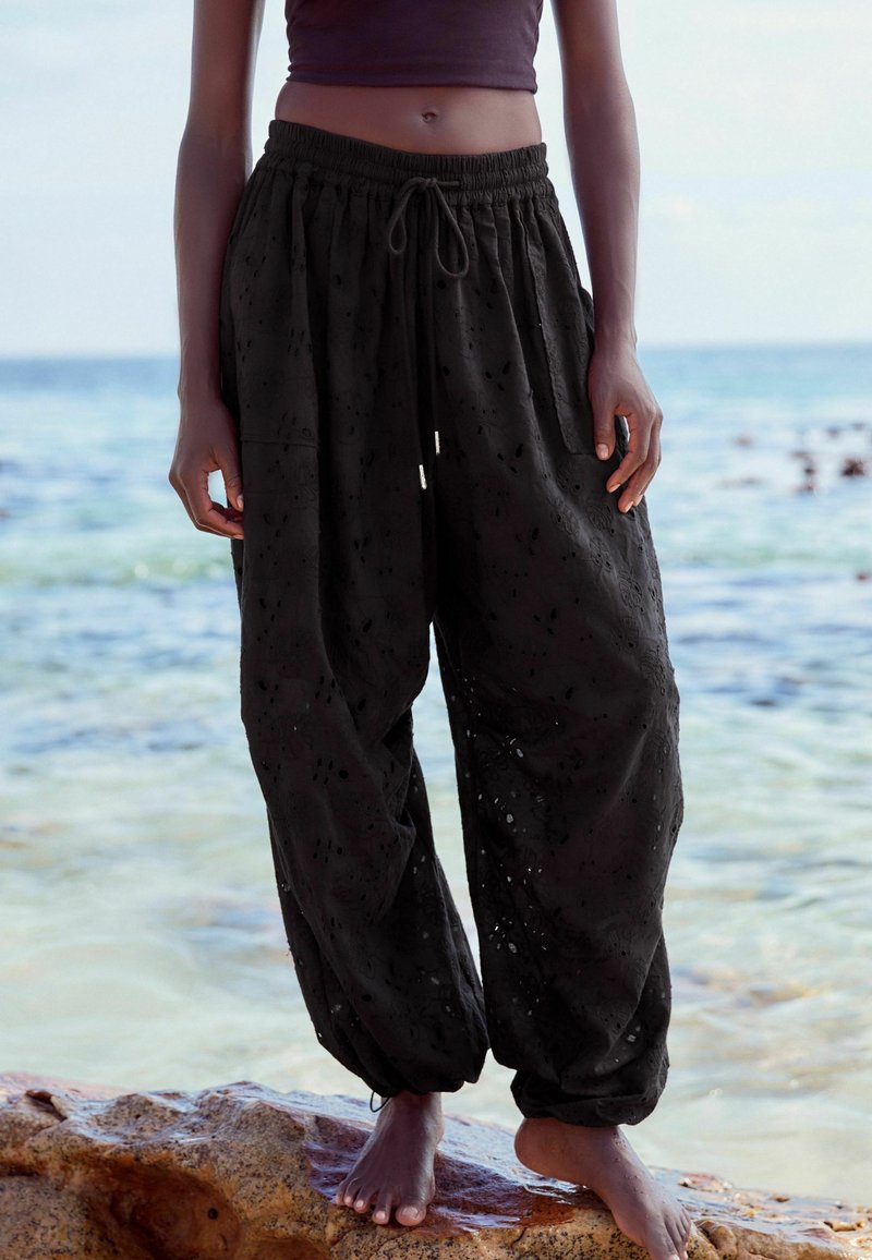Next TALL REGULAR FIT - Kalhoty - black