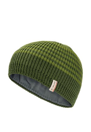 Groene gebreide muts met een geribd patroon en zachte grijze binnenvoering, met een klein wit stoffen label met merktekst.