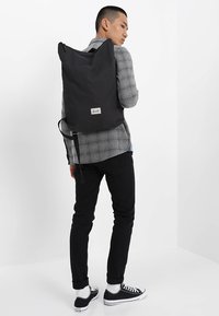 Forvert Mochila - black