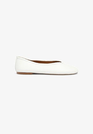 NA-KD, Klassischer Ballerina - white