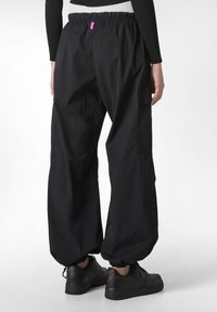 Deha Broek - black