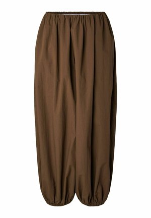 Pantalon marron ample avec taille élastique et poignets élastiques créant un effet froncé aux chevilles, fabriqué à partir d'un tissu léger.