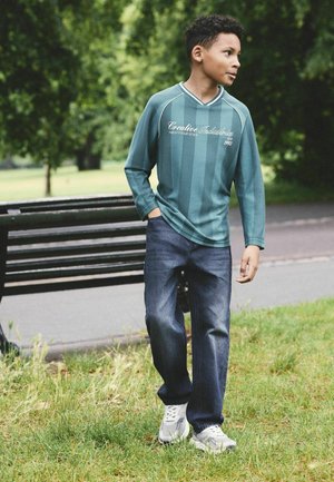 Next, WIDE FIT ELASTICATED WAIST JEANS - Jeans Relaxed Fit - mid blue denim