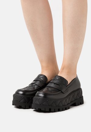 LONDON LOAFER - Slip-ons - black