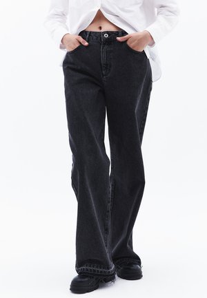 Straight leg jeans - grey denim