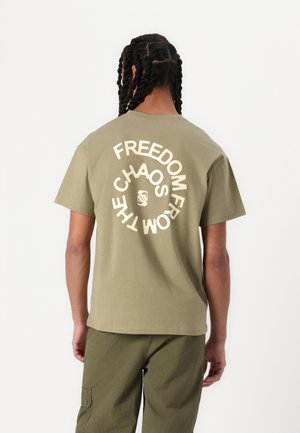 FREEDOM FROM THE CHAOS TEE UNISEX - T-shirt print - aloe