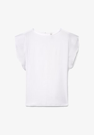 Camicia bianca a maniche corte in tessuto strutturato con maniche arricciate a volants, caratterizzata da scollo rotondo e chiusura posteriore con bottoni.