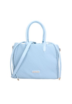 Sac à main bleu clair en matériau synthétique texturé, présentant un motif tissé, deux poignées supérieures et une bandoulière détachable.