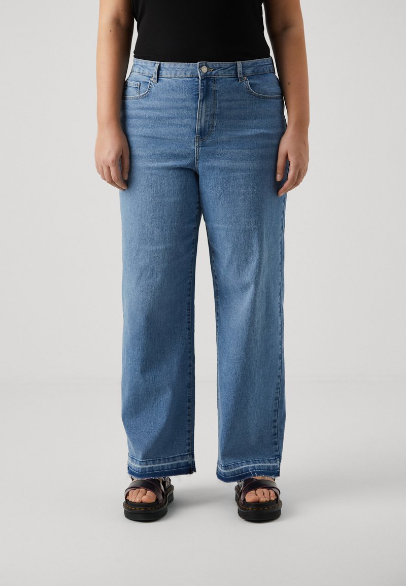 Vero Moda Curve - VMKATHY LOOSE WIDE FOLD DOWN - Jeans relaxed fit - light blue denim, Forstørre