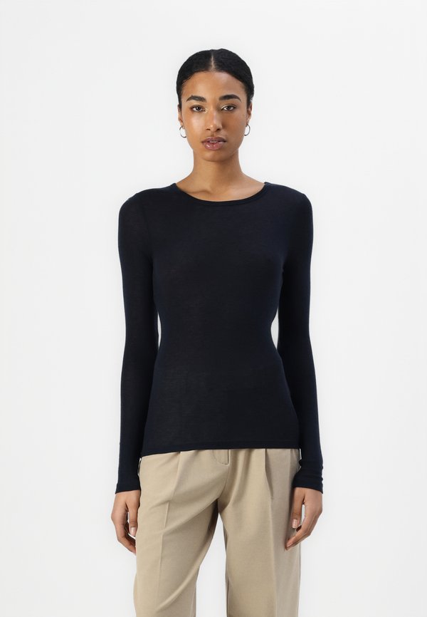 DOU - Long sleeved top - salute