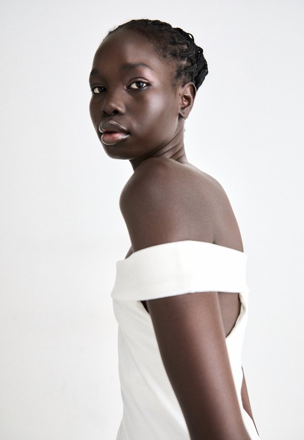 MIXED MEDIA  - Jersey dress2