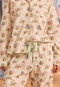 Cath Kidston REGULAR FIT SET - Pižamos komplektas - ecru paddington bear