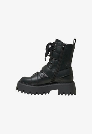 Kotníkové boty na platformě - black