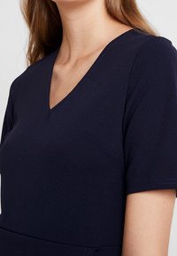 Dorothy Perkins Pouzdrové šaty - dark blue