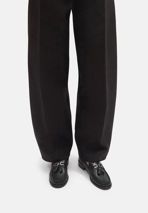 LOAFERS - Našuchovačky - black
