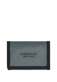 Szary portfel z materiału, z czarnymi strefami, z wytłoczonym napisem "ELEMENT CO. SINCE 1992" na przedniej stronie i gładką, teksturowaną powierzchnią.