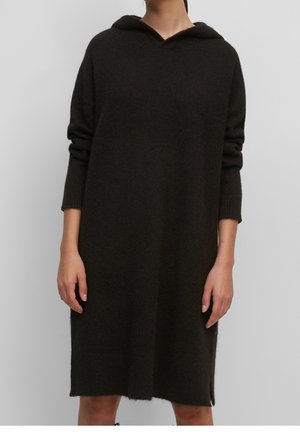Robe pull - black