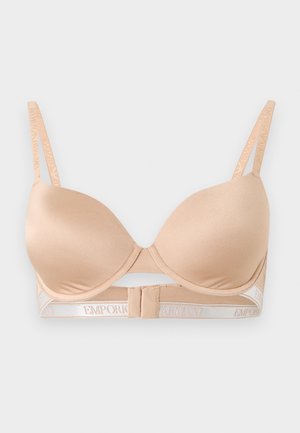 Soutien-gorge à coque moulée beige avec bretelles réglables et bande élastique de marque sous le bustier, fermeture à agrafes devant.