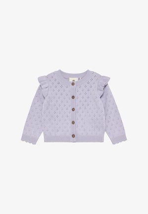 Cárdigan de punto lavanda con patrón de ojales, detalles de volantes en los hombros y botones marrones. Puños acanalados y dobladillo con borde festoneado.
