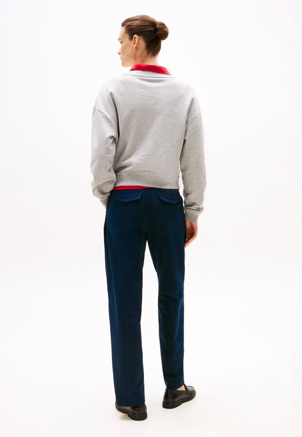 BOXY OUTLINE FLAG - Sweatshirt2