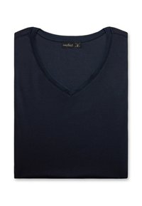 Marineblaues V-Ausschnitt-T-Shirt aus weichem, glattem Stoff. Es hat eine lockere Passform und eine saubere Naht um den Kragen und die Ärmel.