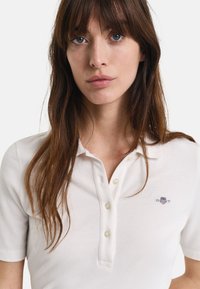 GANT SLIM FIT - Polo marškinėliai - eggshell