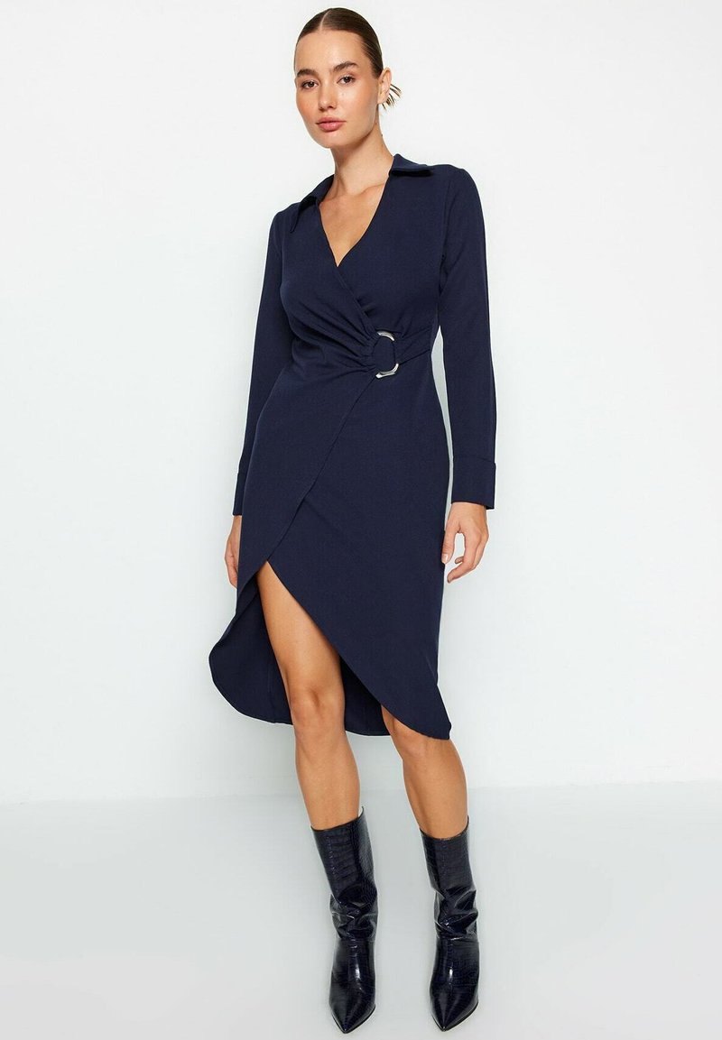 Trendyol Jurk donkerblauw Trendyol Jurk donkerblauw