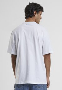 Urban Classics - T-shirt basic