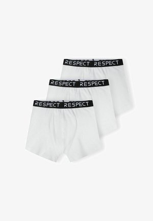 Fehér boxer alsónadrág fekete rugalmas derékszíjjal, amelyen nagybetűs fehér betűkkel a "TISZTELET" felirat olvasható, három pár kiemelve.