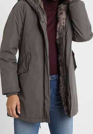 Vinterfrakke - taupe