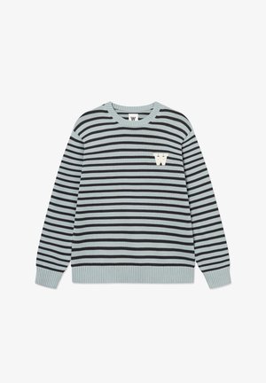 Pull à manches longues rayé horizontalement bleu clair et noir, avec col rond et petit logo blanc "W" sur le côté gauche de la poitrine.