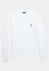 Biela košeľa Polo Ralph Lauren s dlhým rukávom a malým námornícky modrým logom hráča póla na ľavej hrudi.