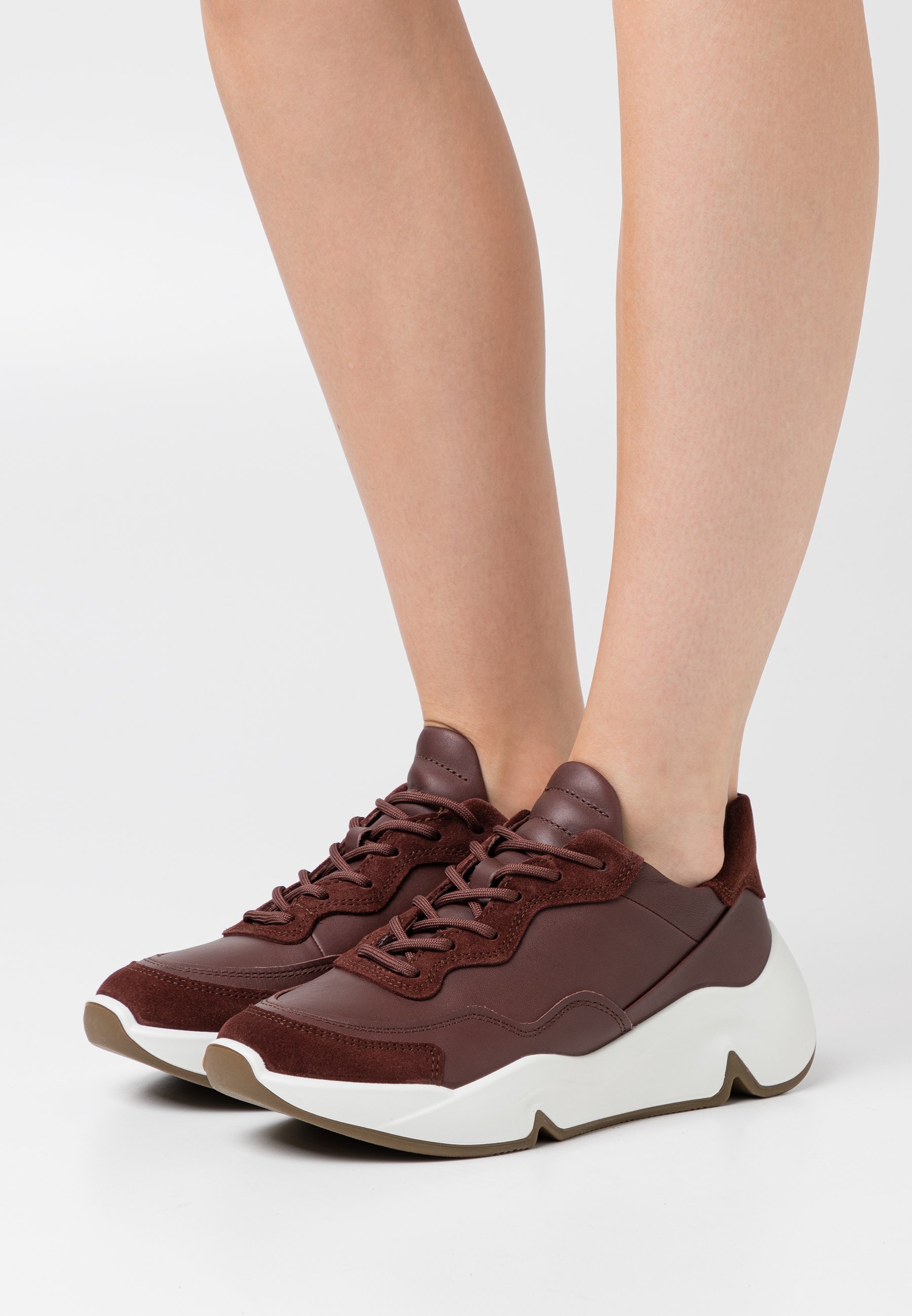 Chunky brown trainers Clearance