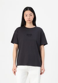 Rip Curl - SURF STAPLE TEE - Marškinėliai su spaudiniu - washed black Miniatiūros vaizdas 1