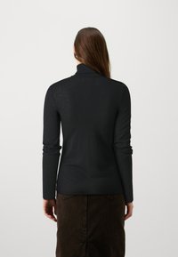 Malina QUINN THIN TURTLENECK - Strickpullover - black